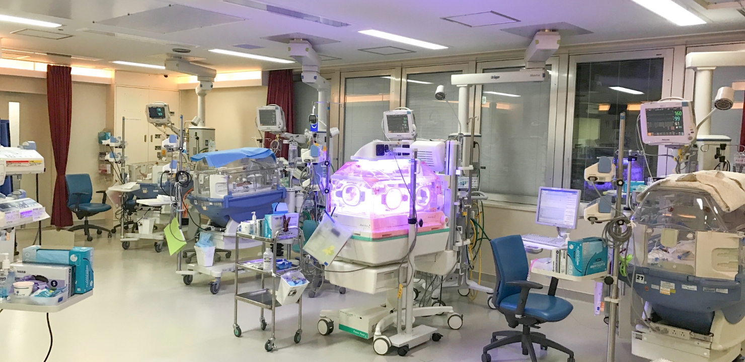 新生児センター室内