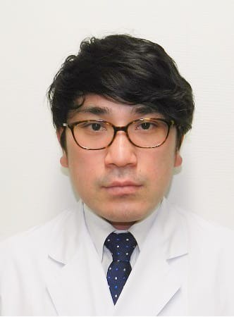 末次 智成 写真