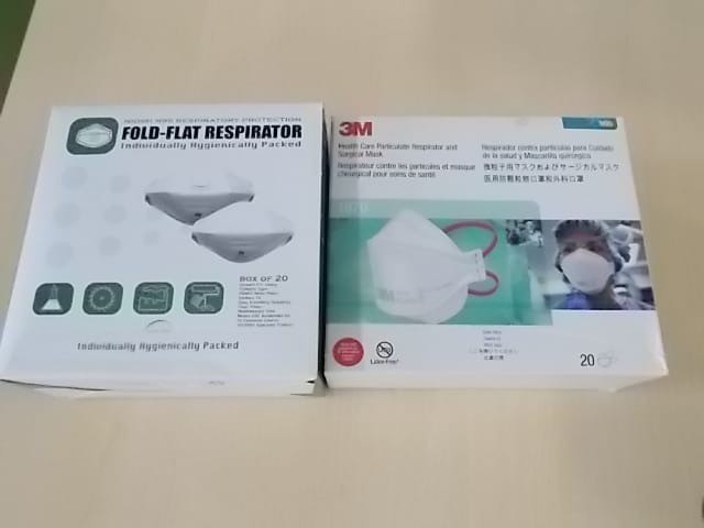 高井 博章様より、医療用N95マスク165枚を寄付いただきました。