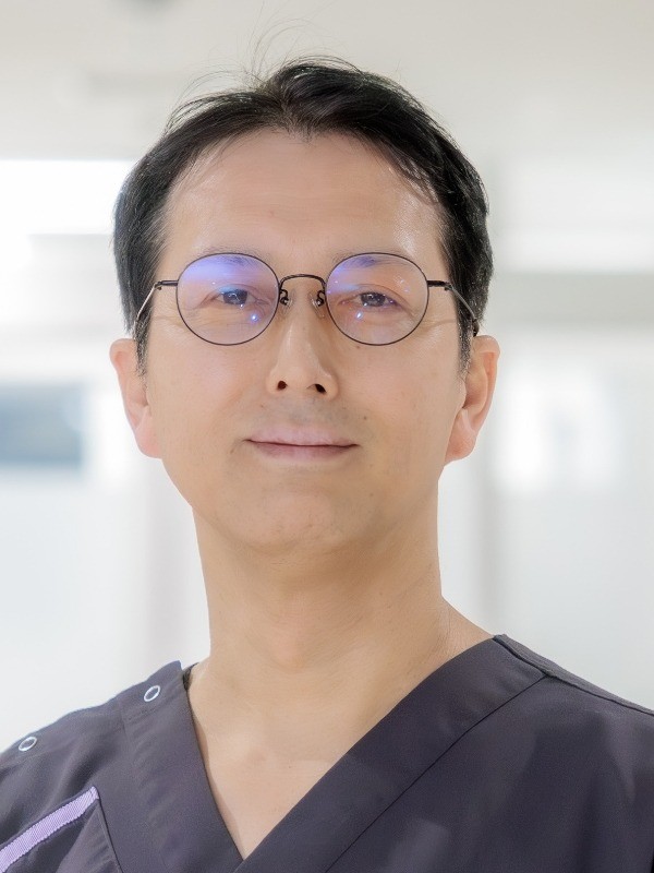 伏見 一成 写真