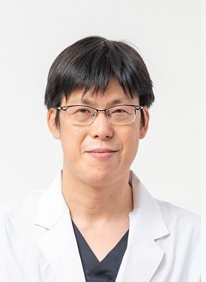 松波 邦洋 写真